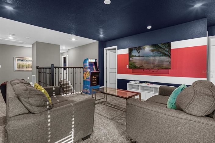 Image No.45-8 Bed Property for sale