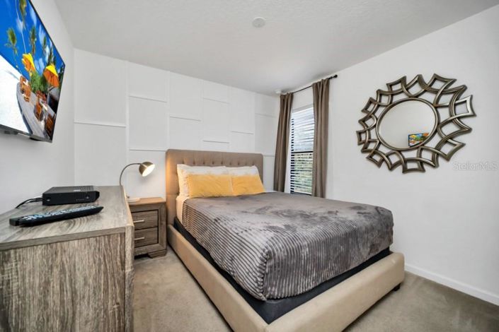 Image No.10-6 Bed Property for sale