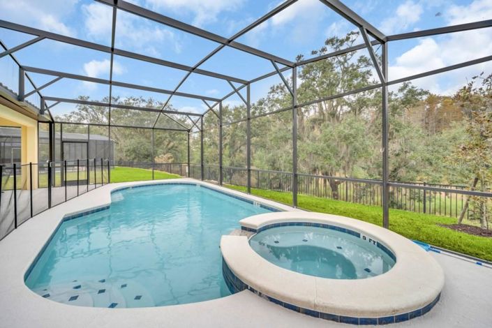 Image No.3-6 Bed Property for sale