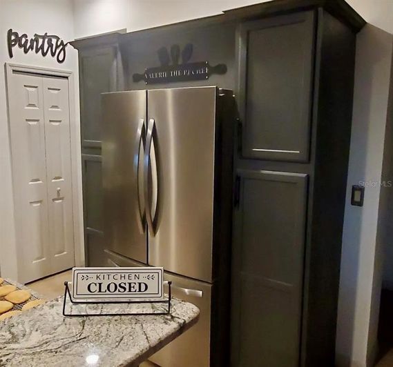 Image No.13-6 Bed Property for sale