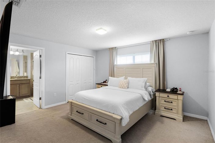 Image No.20-4 Bed Townhouse for sale