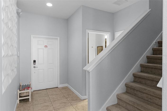 Image No.3-4 Bed Townhouse for sale