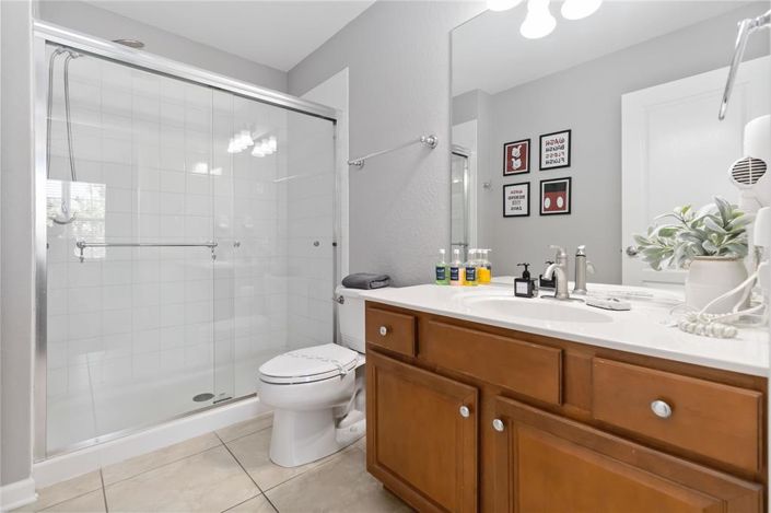 Image No.30-6 Bed Property for sale