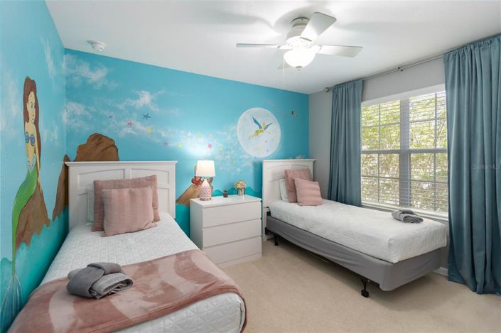 Image No.42-6 Bed Property for sale