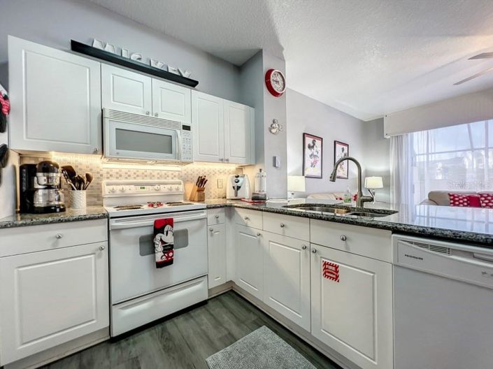 Image No.14-3 Bed Townhouse for sale