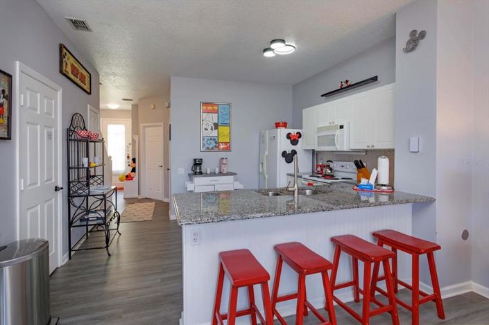 Image No.16-3 Bed Townhouse for sale