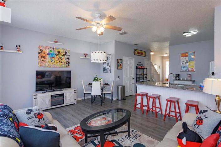 Image No.18-3 Bed Townhouse for sale