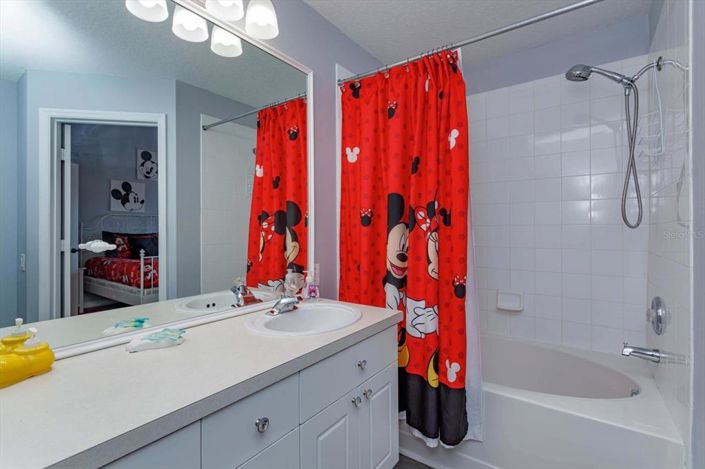 Image No.35-3 Bed Townhouse for sale