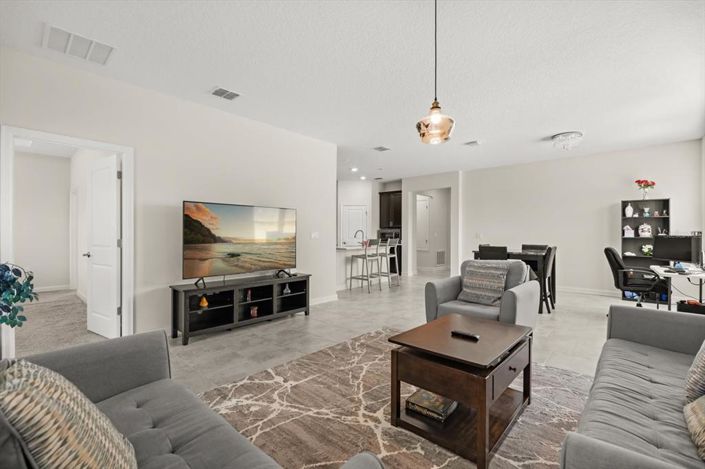 Image No.3-Propriété de 4 chambres à vendre à Kissimmee