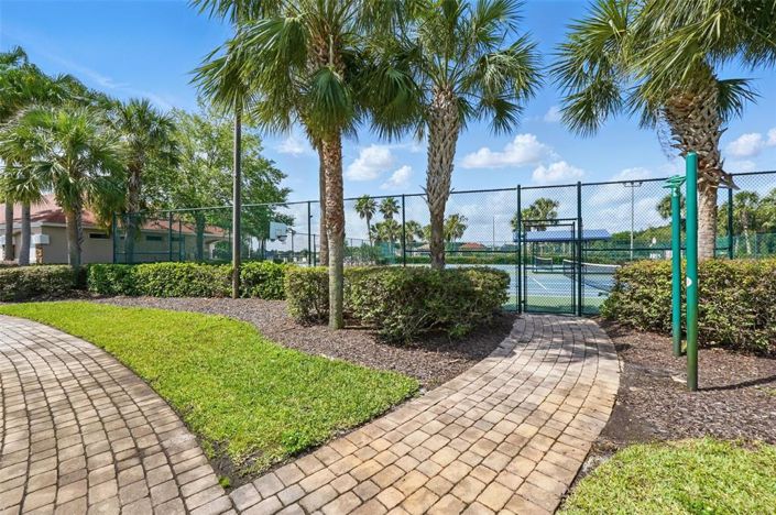 Image No.37-4 Bed Property for sale