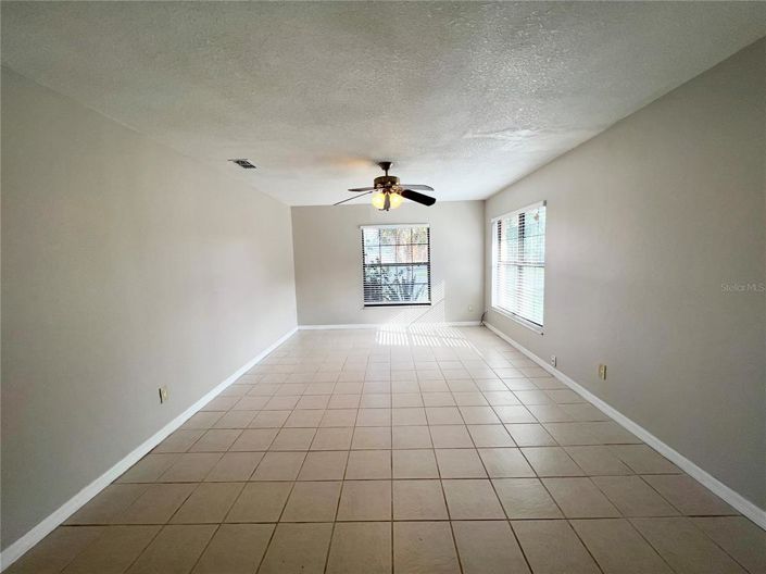 Image No.4-2 Bed Property for sale