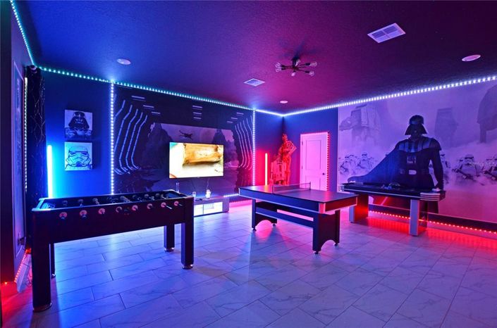 Image No.5-8 Bed Property for sale