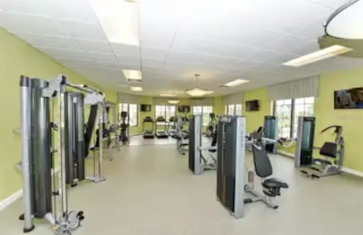 Image No.50-8 Bed Property for sale