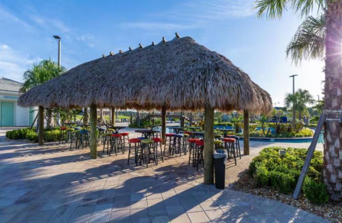 Image No.52-8 Bed Property for sale