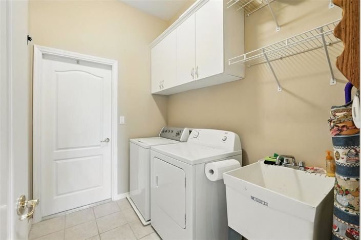 Image No.31-4 Bed Property for sale