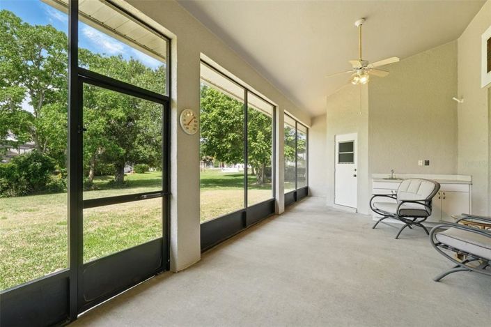 Image No.33-4 Bed Property for sale