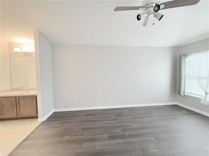 Image No.36-5 Bed Property for sale