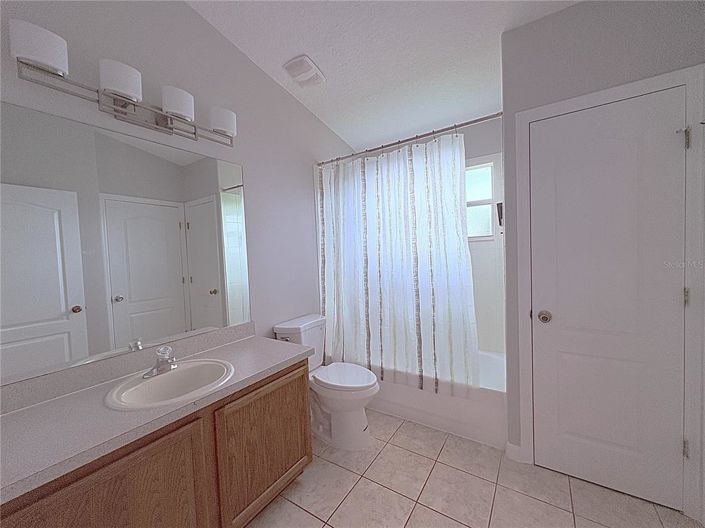 Image No.40-5 Bed Property for sale