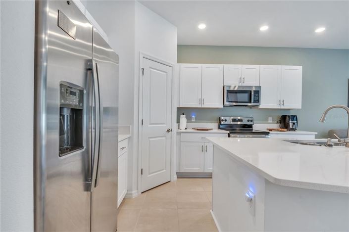 Image No.14-3 Bed Townhouse for sale