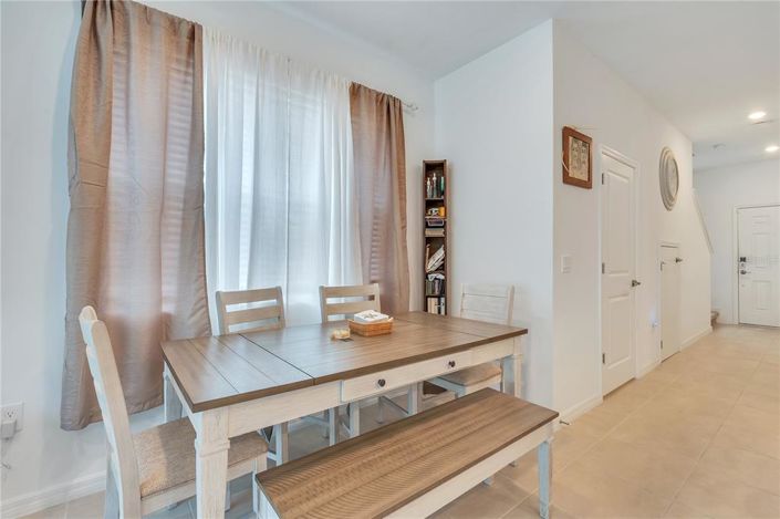 Image No.17-3 Bed Townhouse for sale