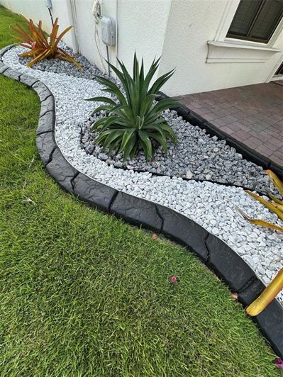 Image No.12-5 Bed Property for sale