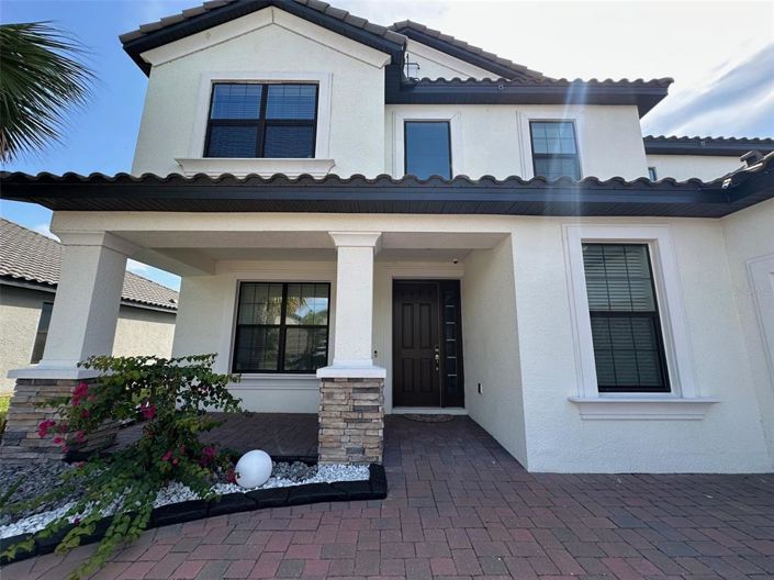 Image No.17-5 Bed Property for sale