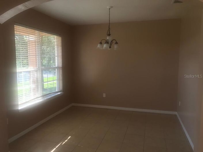 Image No.8-Propriété de 4 chambres à vendre à Kissimmee