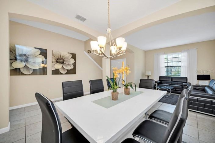 Image No.7-6 Bed Property for sale