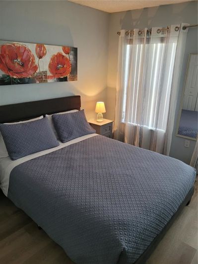 Image No.20-3 Bed Townhouse for sale