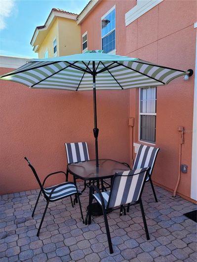 Image No.42-3 Bed Townhouse for sale