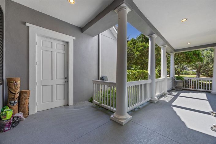 Image No.11-7 Bed Property for sale