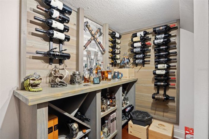 Image No.29-7 Bed Property for sale