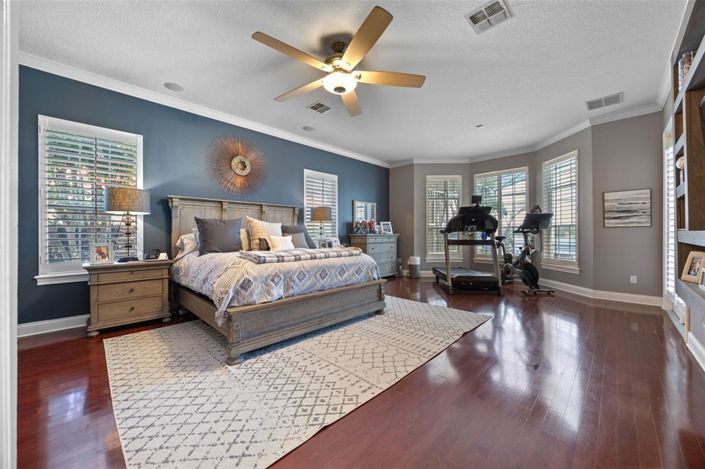 Image No.36-7 Bed Property for sale