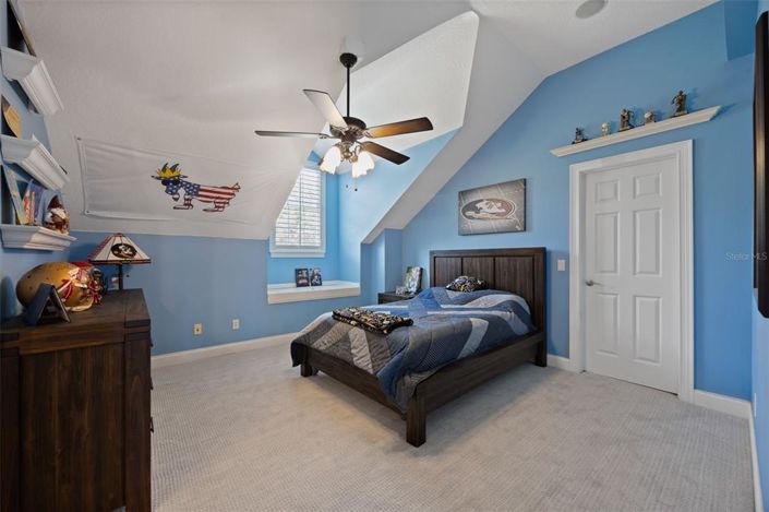 Image No.67-7 Bed Property for sale