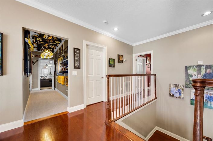 Image No.69-7 Bed Property for sale