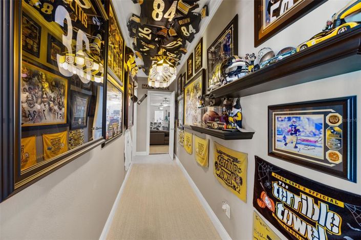 Image No.70-7 Bed Property for sale