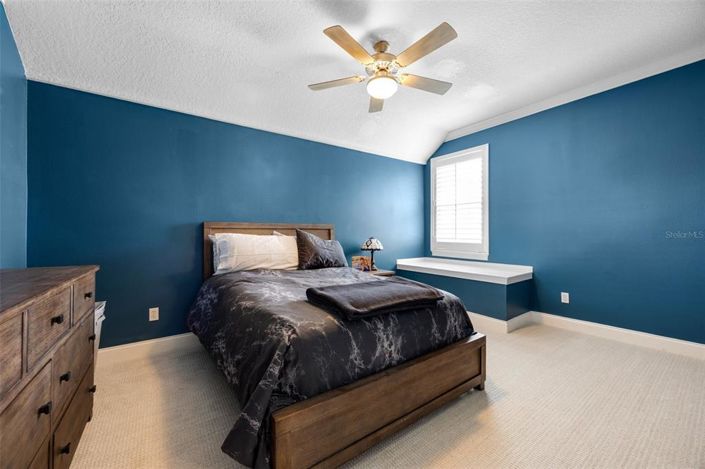 Image No.71-7 Bed Property for sale