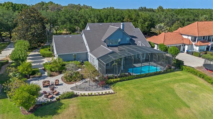 Image No.91-7 Bed Property for sale