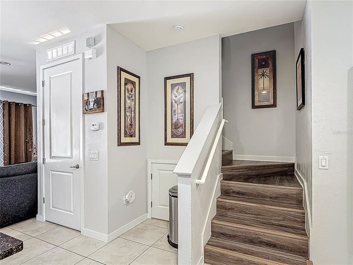 Image No.17-2 Bed Townhouse for sale