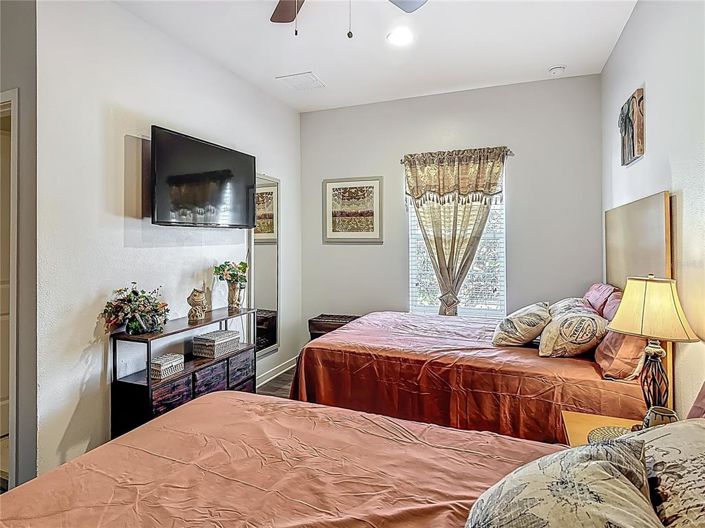 Image No.24-2 Bed Townhouse for sale