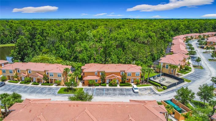 Image No.32-2 Bed Townhouse for sale