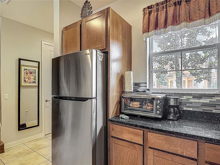 Image No.8-2 Bed Townhouse for sale