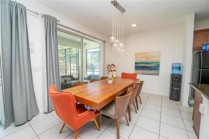 Image No.9-8 Bed Property for sale