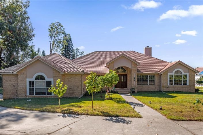 Image No.1-Propriété de 4 chambres à vendre à Orlando