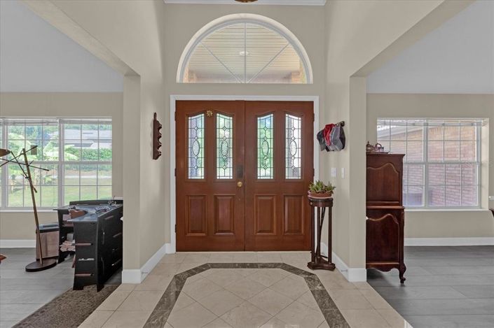 Image No.10-4 Bed Property for sale