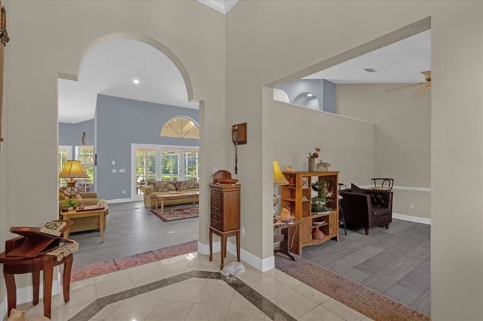 Image No.11-4 Bed Property for sale