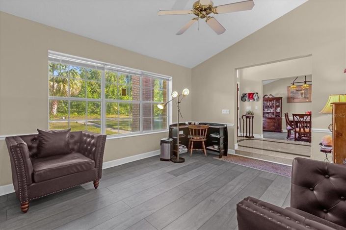 Image No.13-4 Bed Property for sale