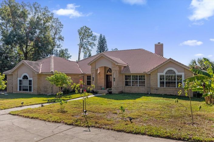 Image No.3-4 Bed Property for sale