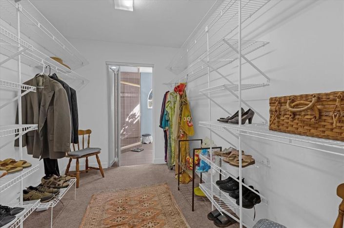 Image No.30-4 Bed Property for sale