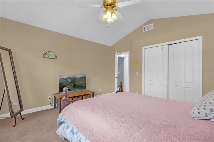 Image No.38-4 Bed Property for sale